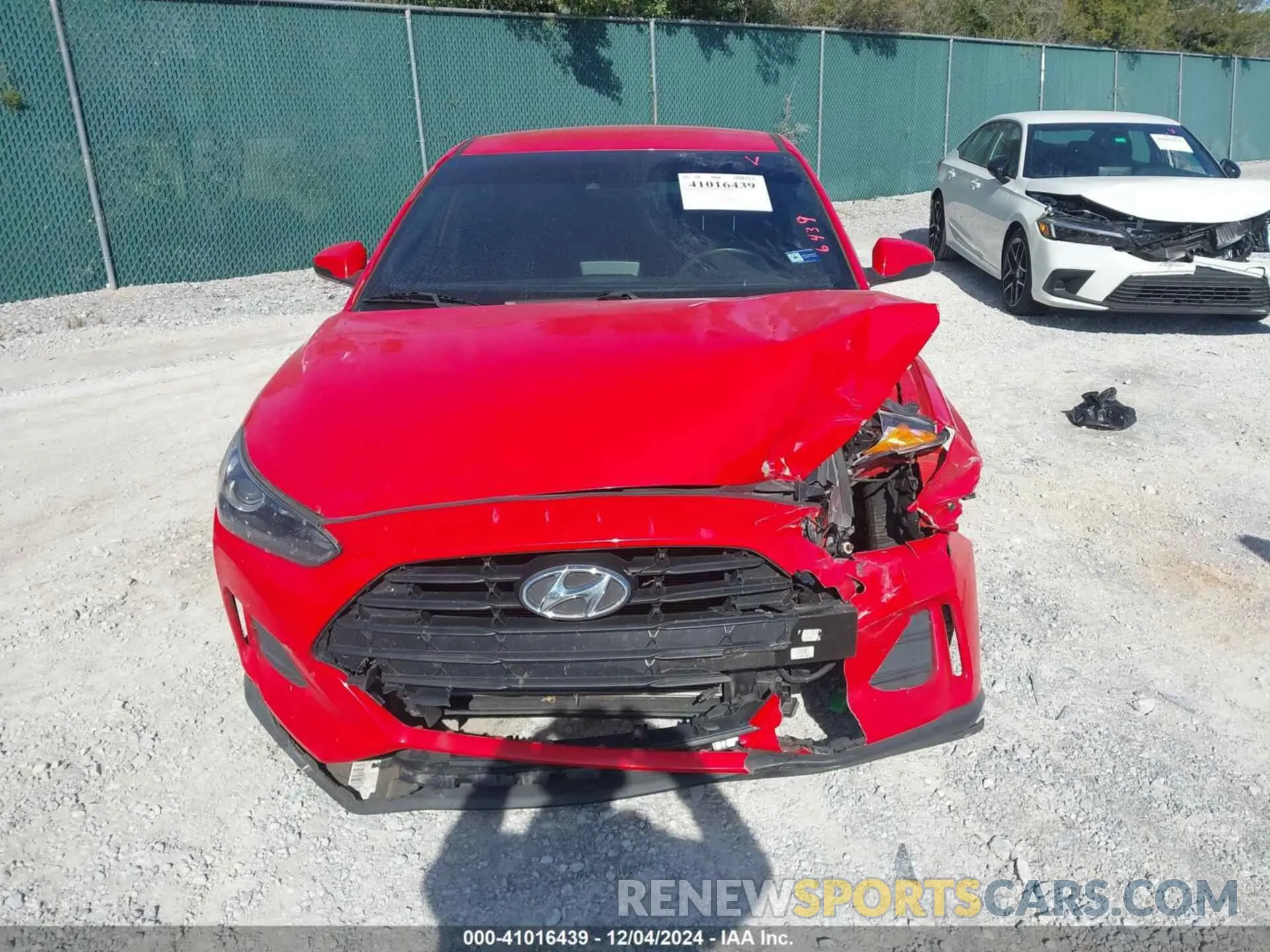 11 Photograph of a damaged car KMHTG6AF4KU016305 HYUNDAI VELOSTER 2019