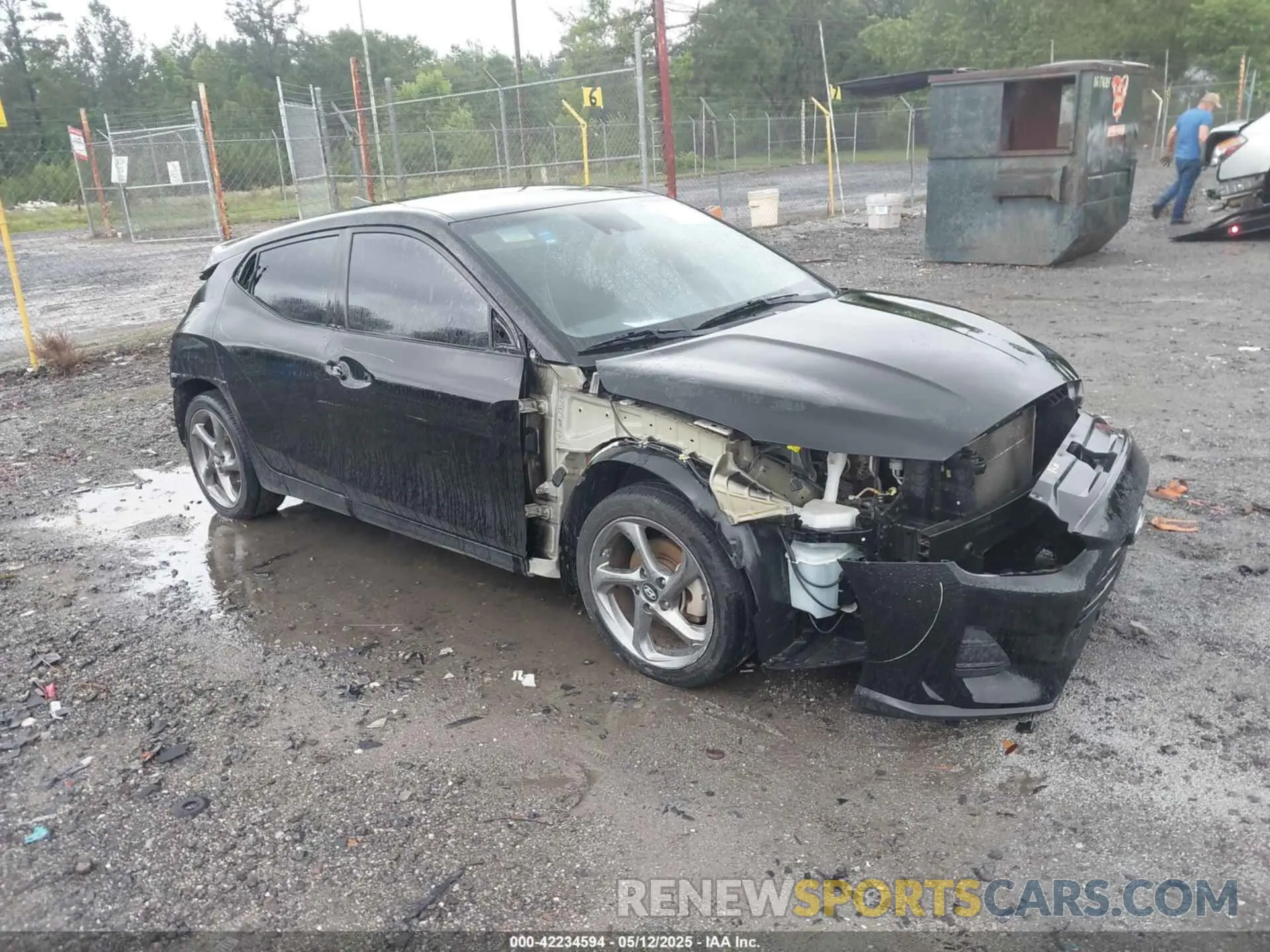 1 Photograph of a damaged car KMHTG6AF7KU003810 HYUNDAI VELOSTER 2019