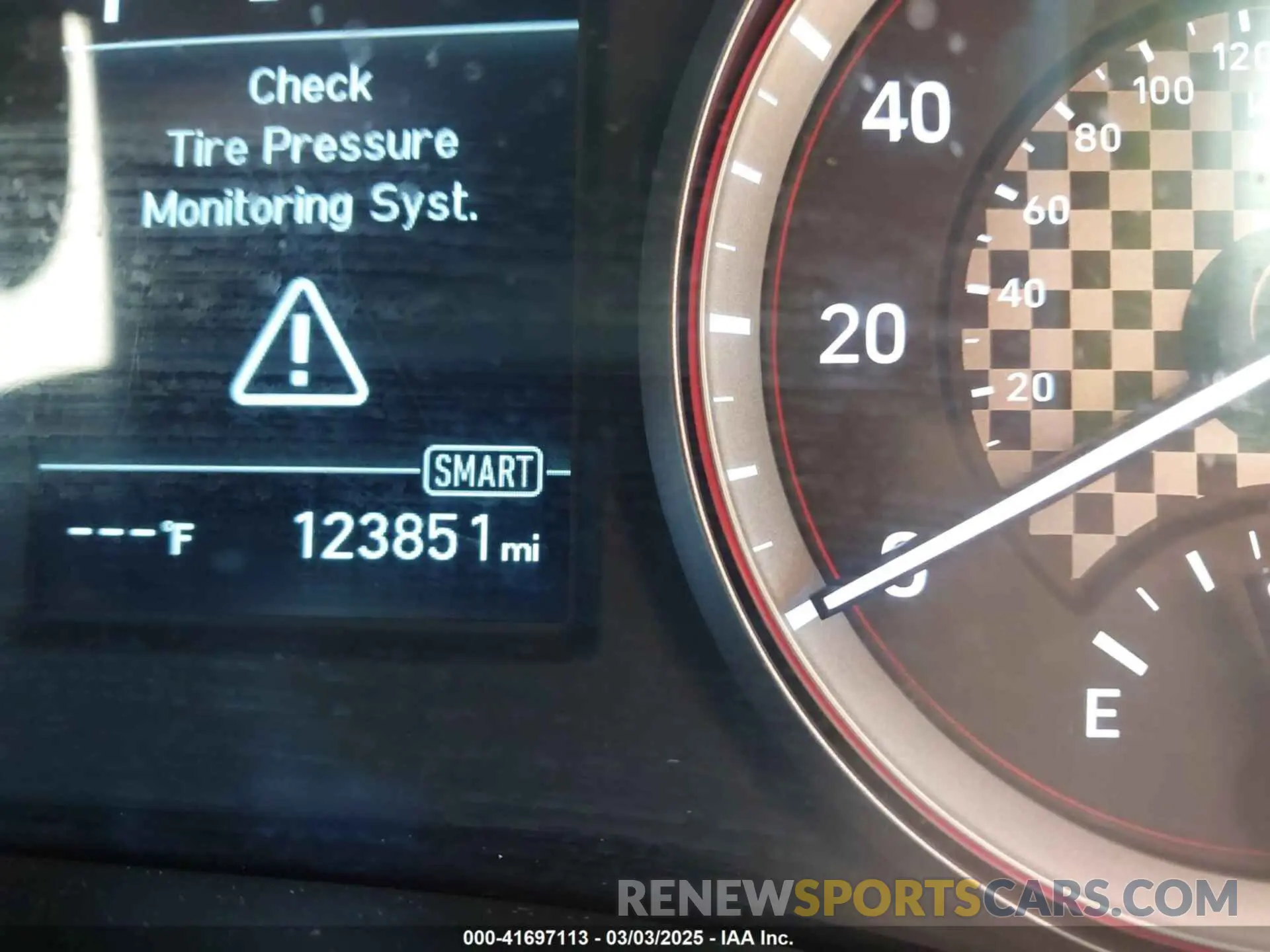 16 Photograph of a damaged car KMHTG6AF8KU019854 HYUNDAI VELOSTER 2019