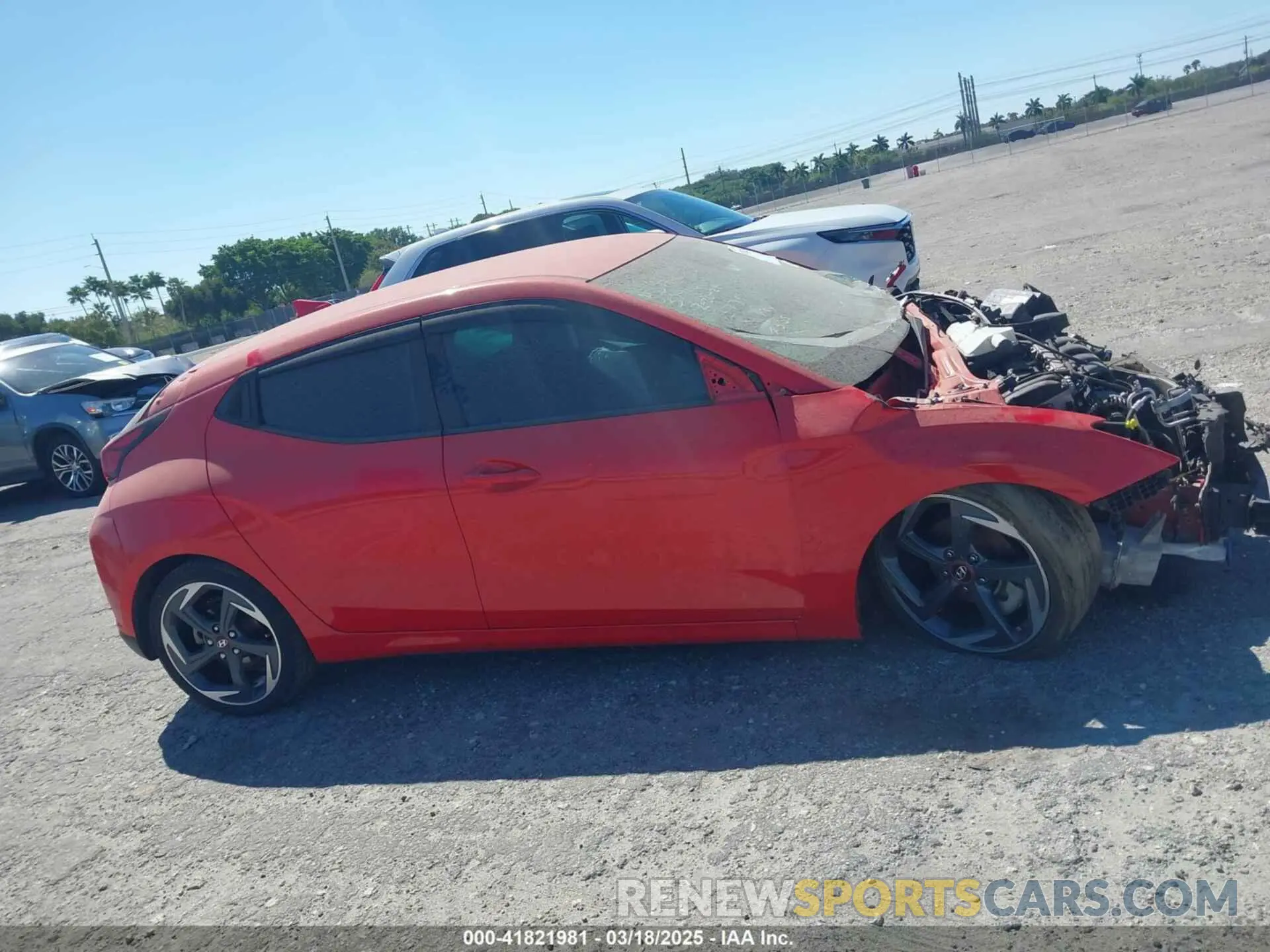 13 Photograph of a damaged car KMHTG6AF9KU003775 HYUNDAI VELOSTER 2019