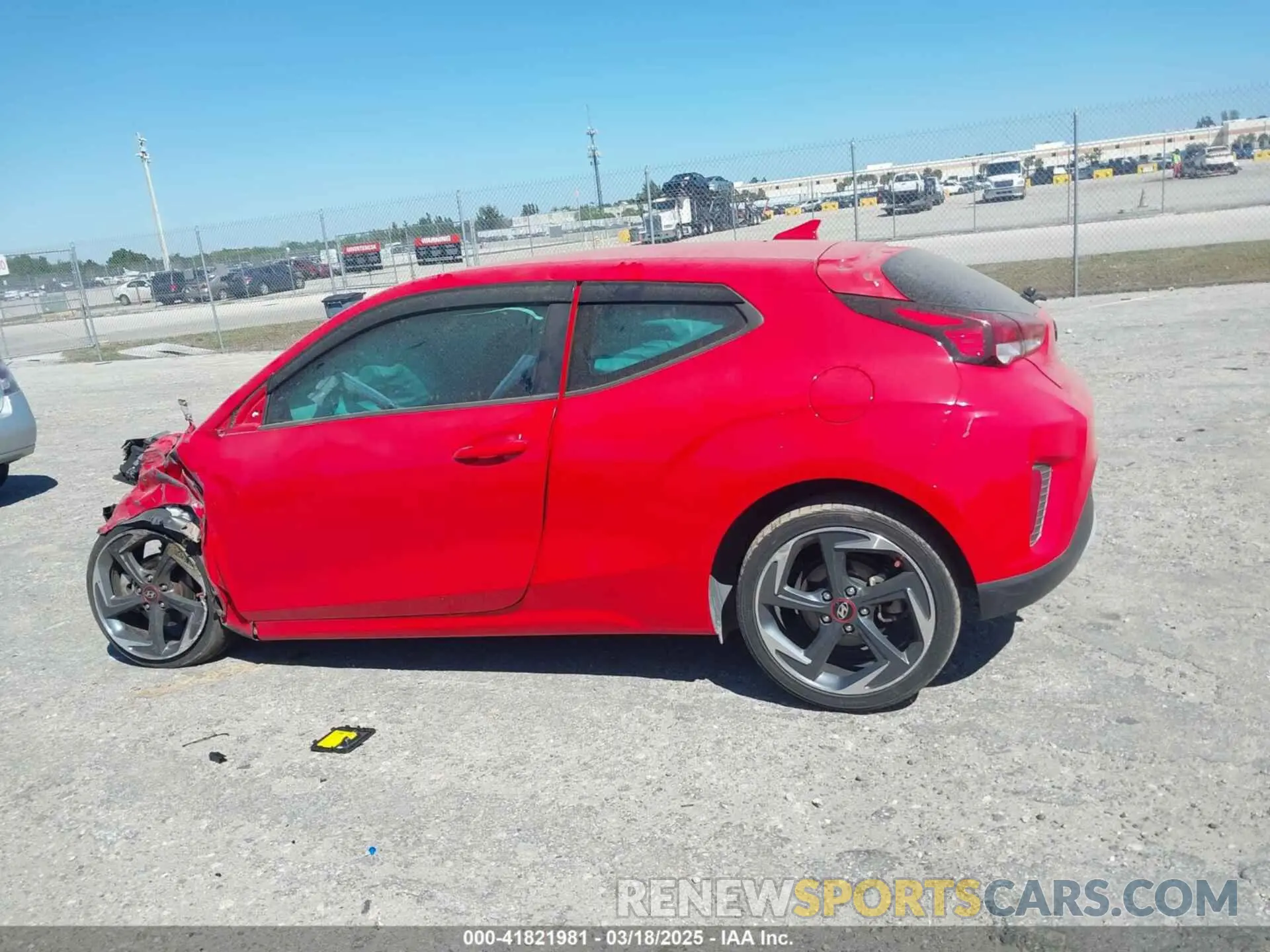 14 Photograph of a damaged car KMHTG6AF9KU003775 HYUNDAI VELOSTER 2019