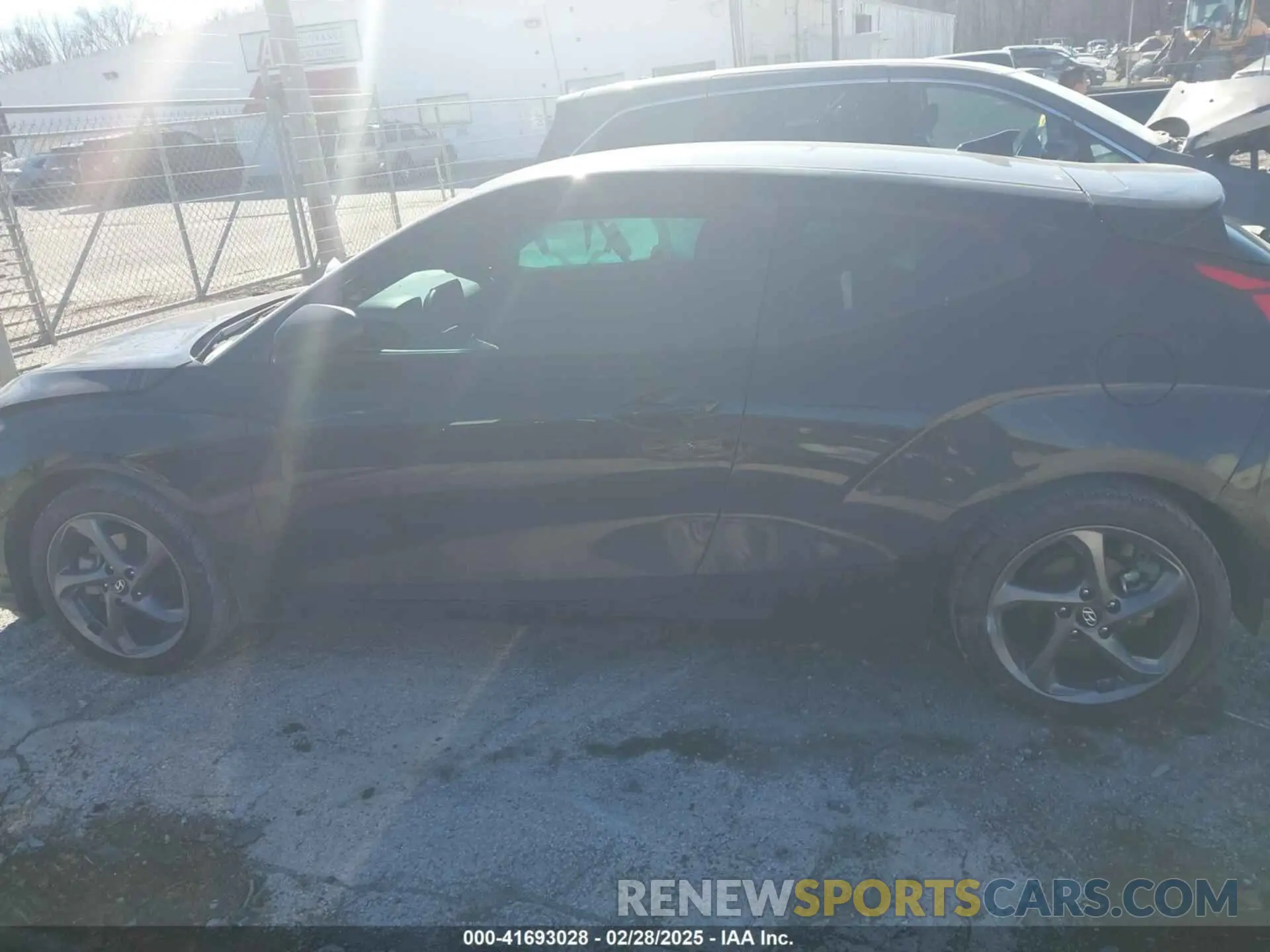 14 Photograph of a damaged car KMHTG6AF9KU003825 HYUNDAI VELOSTER 2019