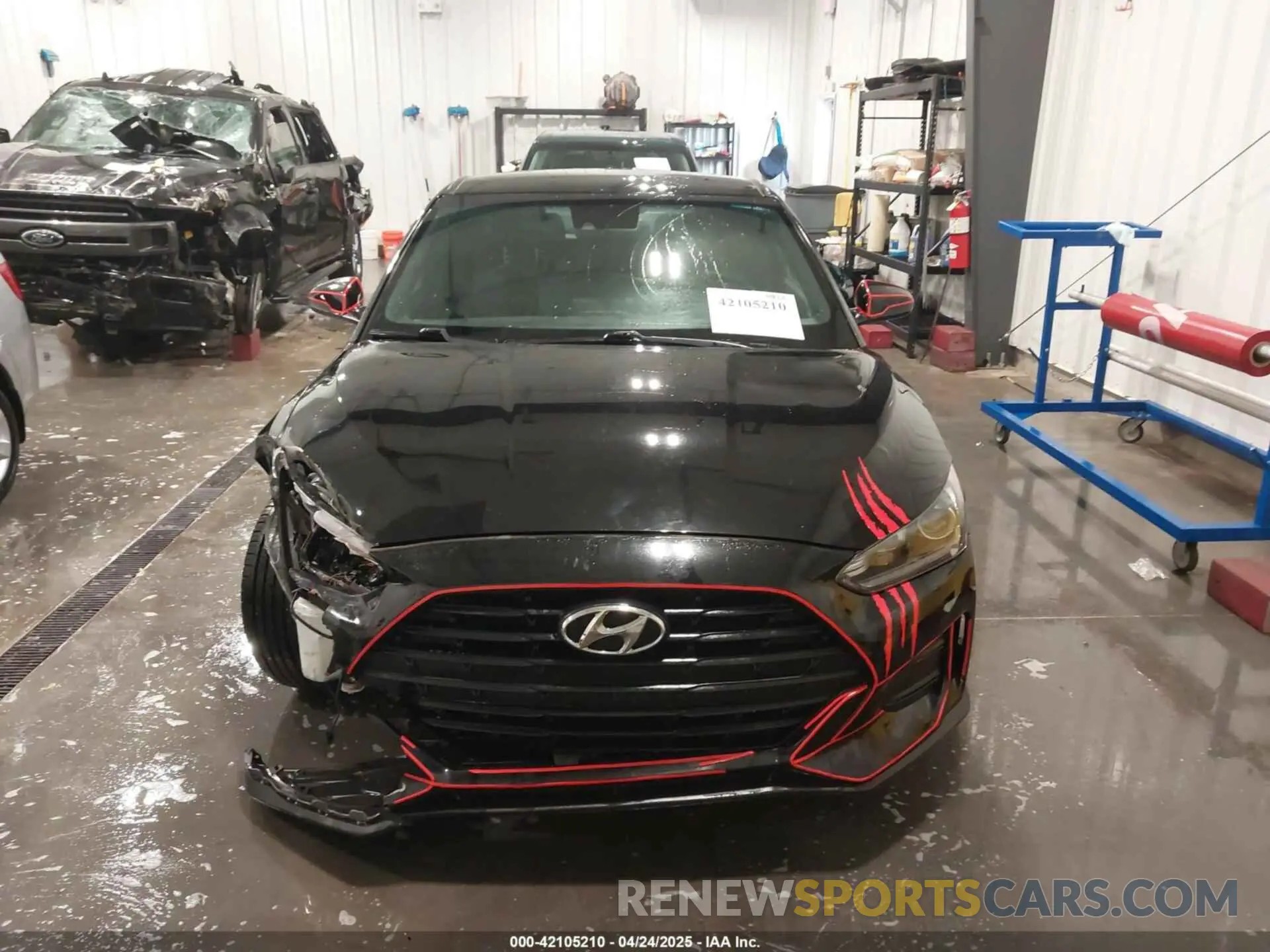 12 Photograph of a damaged car KMHTG6AFXKU011920 HYUNDAI VELOSTER 2019