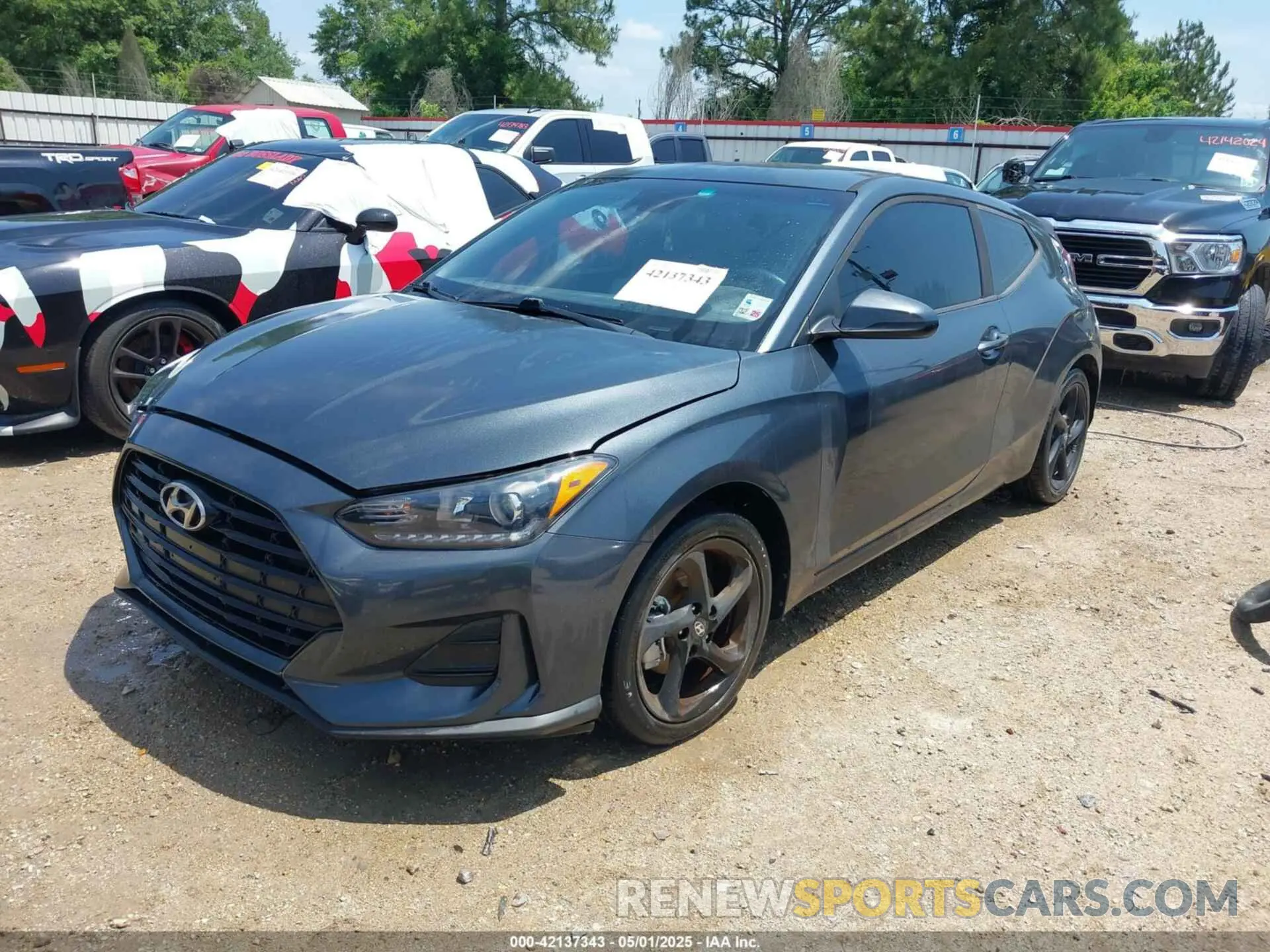 2 Photograph of a damaged car KMHTG6AFXKU016745 HYUNDAI VELOSTER 2019