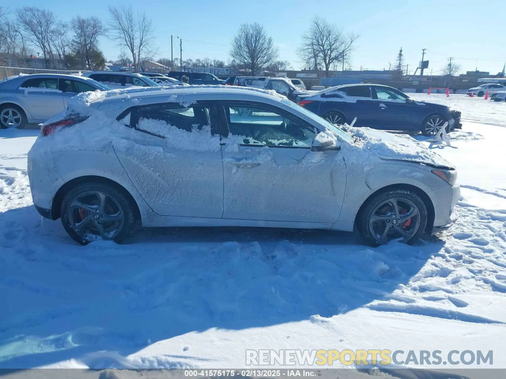 13 Photograph of a damaged car KMHTG6AFXKU018415 HYUNDAI VELOSTER 2019