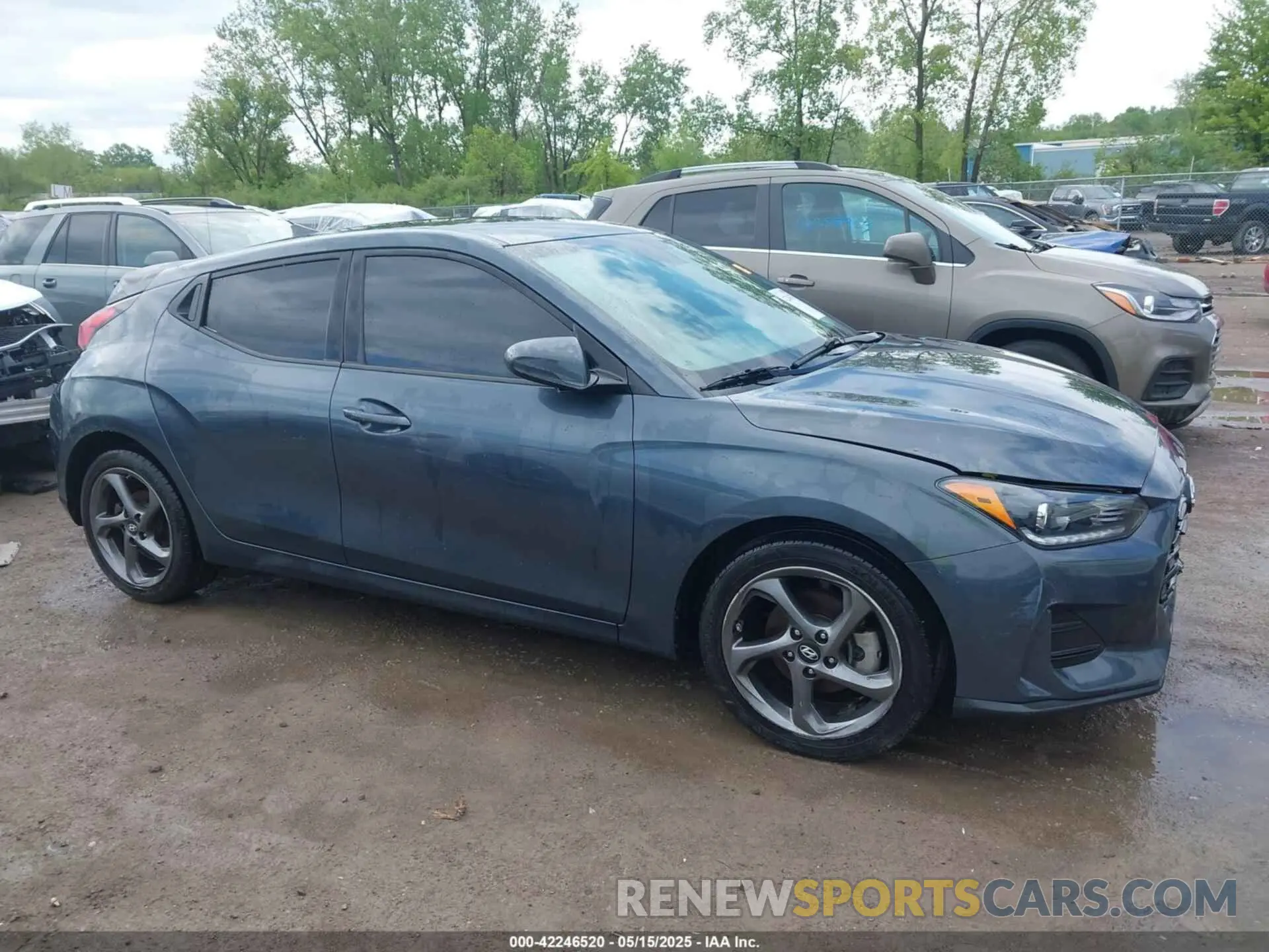 12 Photograph of a damaged car KMHTG6AFXKU019726 HYUNDAI VELOSTER 2019
