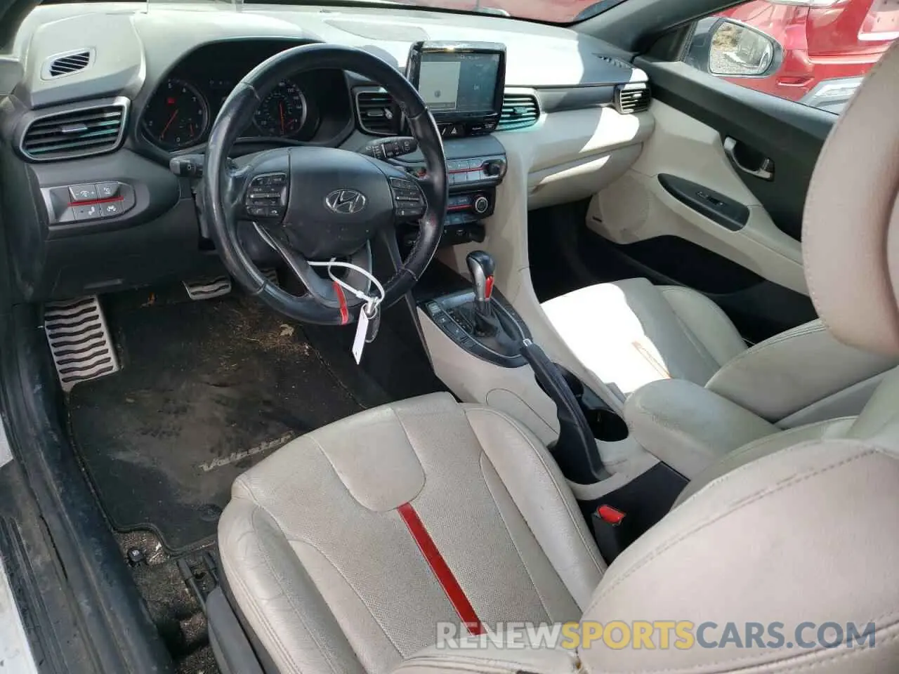 8 Photograph of a damaged car KMHTH6AB0KU015856 HYUNDAI VELOSTER 2019