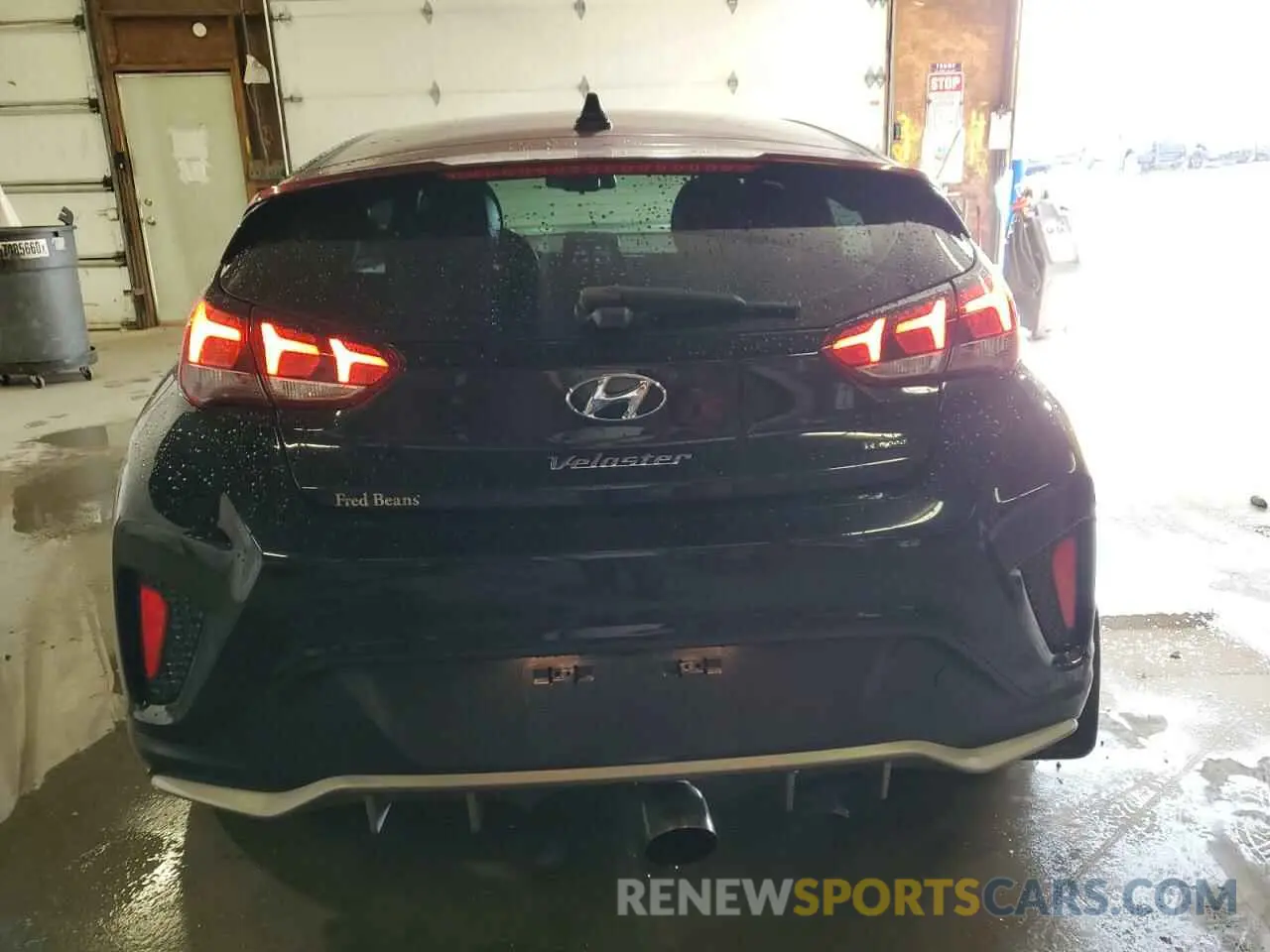 6 Photograph of a damaged car KMHTH6AB5KU005520 HYUNDAI VELOSTER 2019
