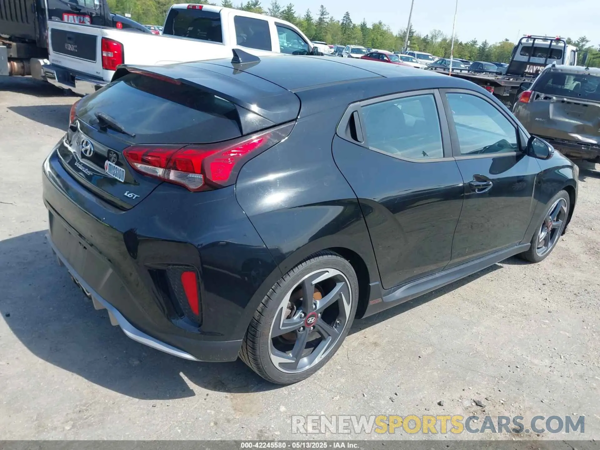 4 Photograph of a damaged car KMHTH6AB5KU010488 HYUNDAI VELOSTER 2019
