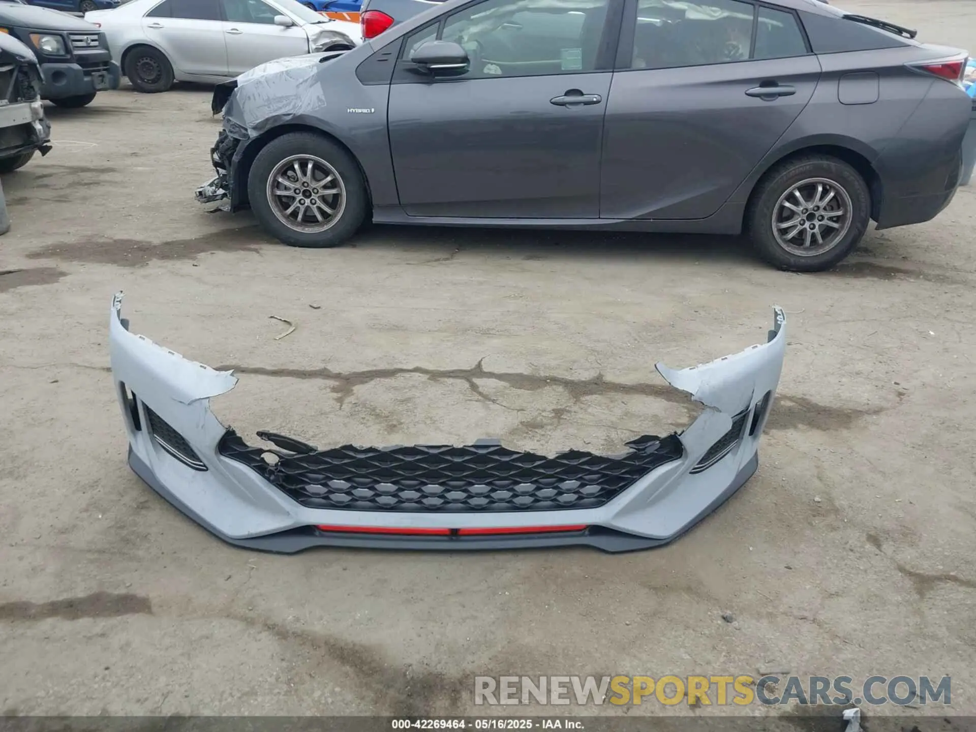 12 Photograph of a damaged car KMHTH6ABXKU007246 HYUNDAI VELOSTER 2019