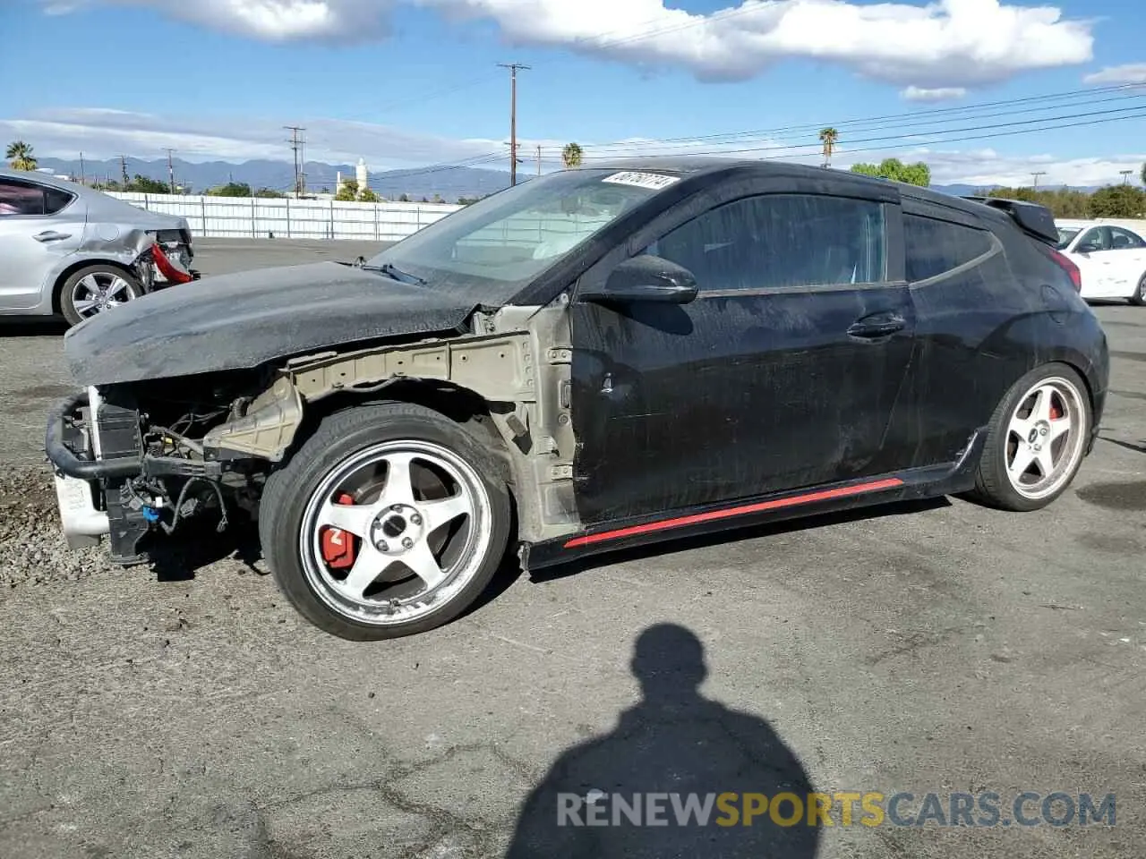1 Photograph of a damaged car KMHT36AH6LU005983 HYUNDAI VELOSTER 2020