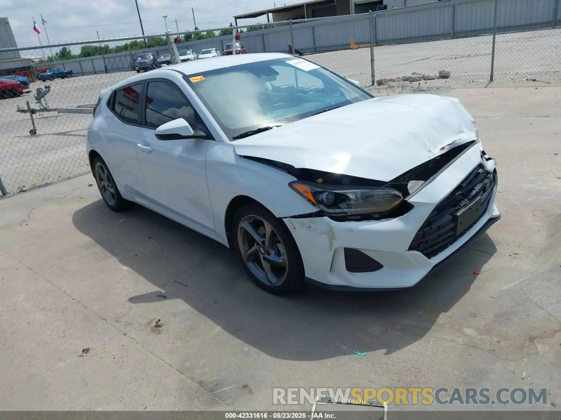 1 Photograph of a damaged car KMHTG6AF0LU029621 HYUNDAI VELOSTER 2020