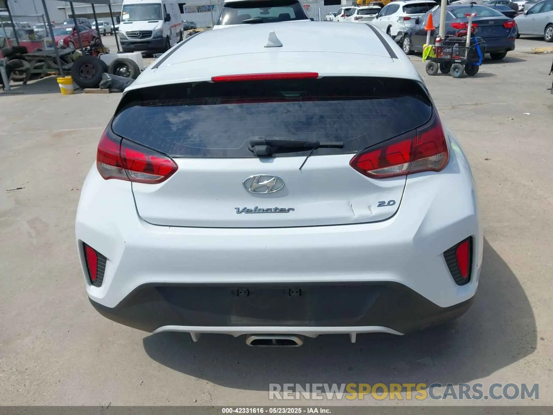 16 Photograph of a damaged car KMHTG6AF0LU029621 HYUNDAI VELOSTER 2020