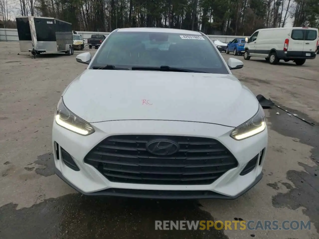 5 Photograph of a damaged car KMHTG6AF2LU022010 HYUNDAI VELOSTER 2020
