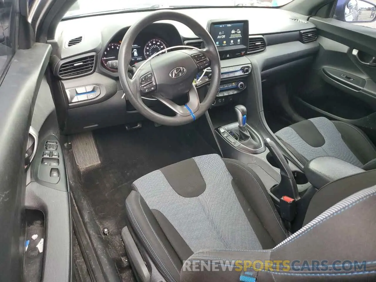 8 Photograph of a damaged car KMHTG6AF3LU026857 HYUNDAI VELOSTER 2020