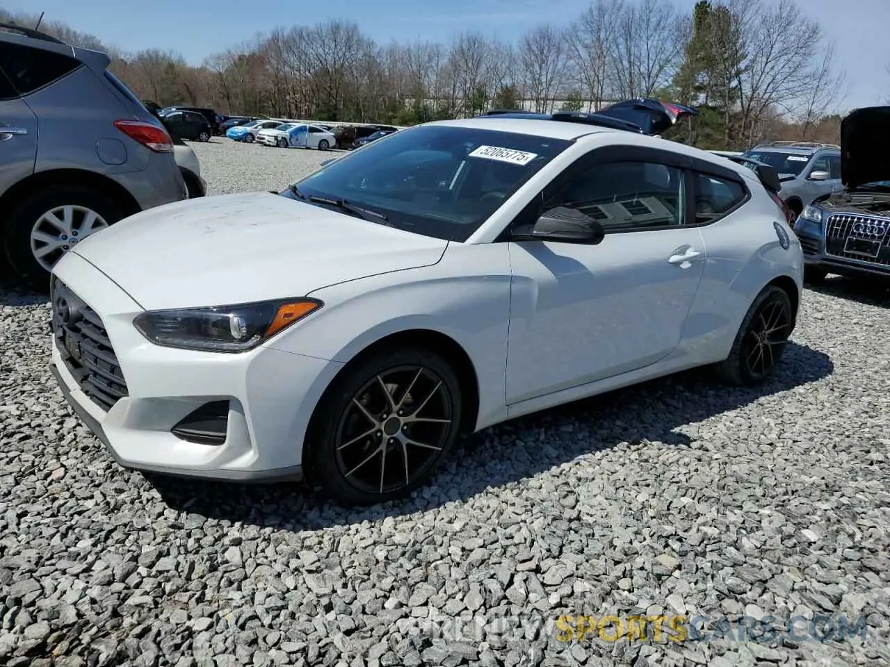 1 Photograph of a damaged car KMHTG6AF7LU027994 HYUNDAI VELOSTER 2020