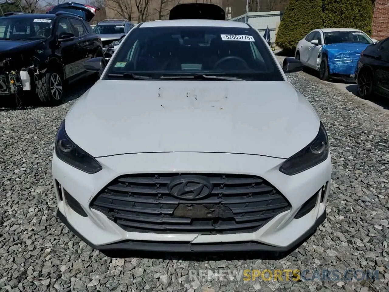 5 Photograph of a damaged car KMHTG6AF7LU027994 HYUNDAI VELOSTER 2020