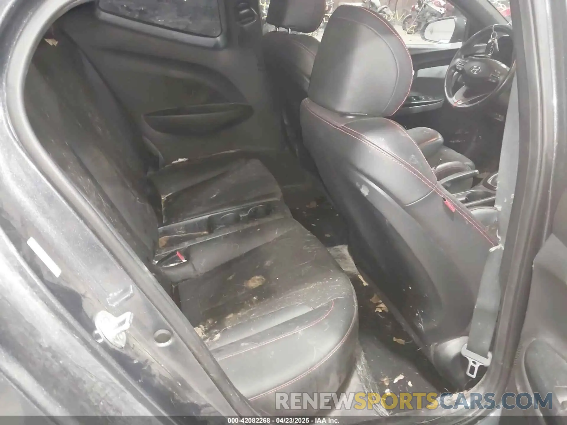 8 Photograph of a damaged car KMHTG6AF8LU030421 HYUNDAI VELOSTER 2020
