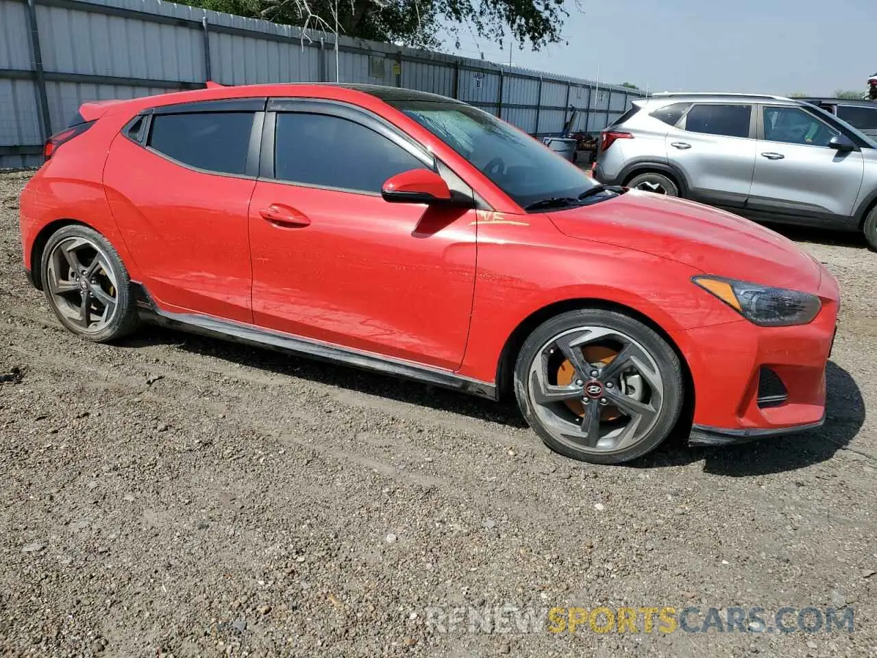 4 Photograph of a damaged car KMHTH6AB3LU027646 HYUNDAI VELOSTER 2020