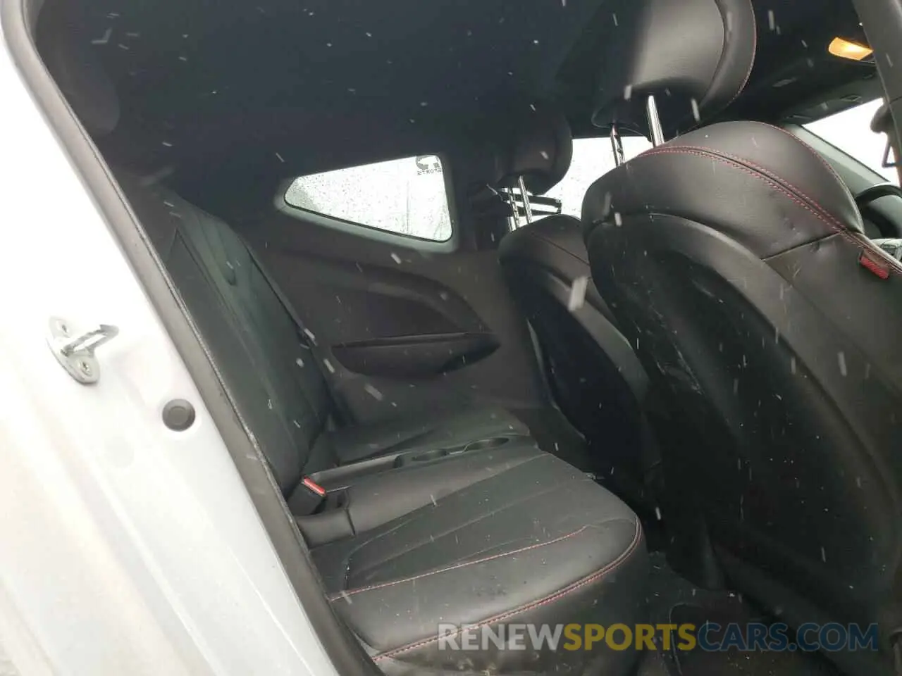 10 Photograph of a damaged car KMHTH6AB4LU026800 HYUNDAI VELOSTER 2020