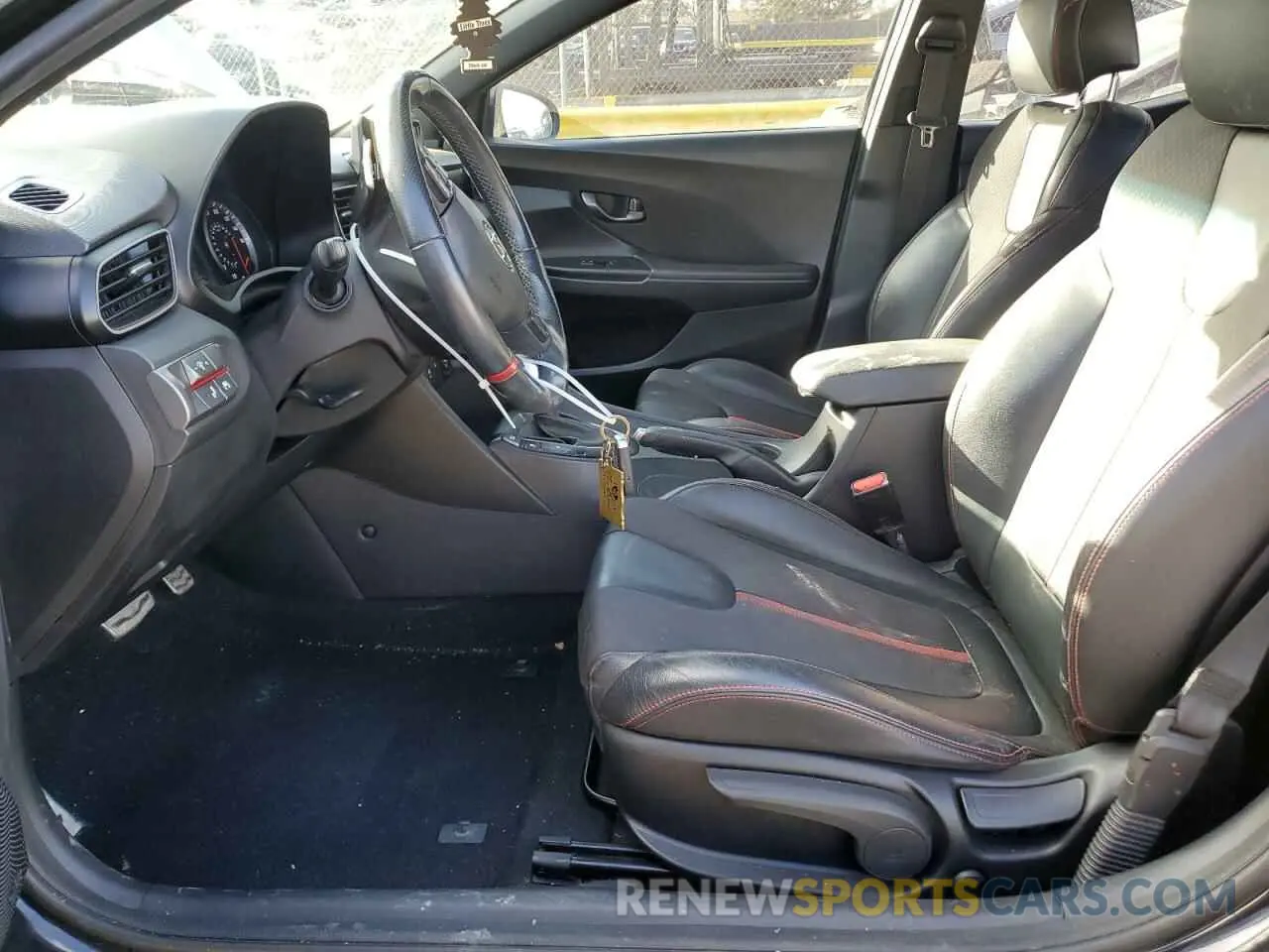 7 Photograph of a damaged car KMHTH6AB6LU024403 HYUNDAI VELOSTER 2020