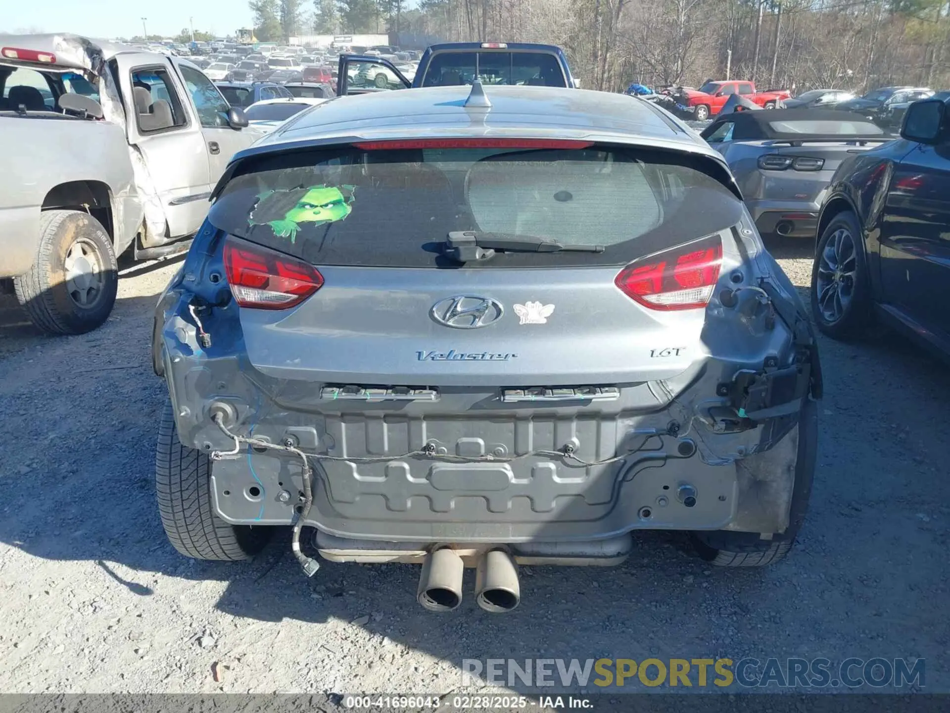 16 Photograph of a damaged car KMHTH6AB7LU026497 HYUNDAI VELOSTER 2020