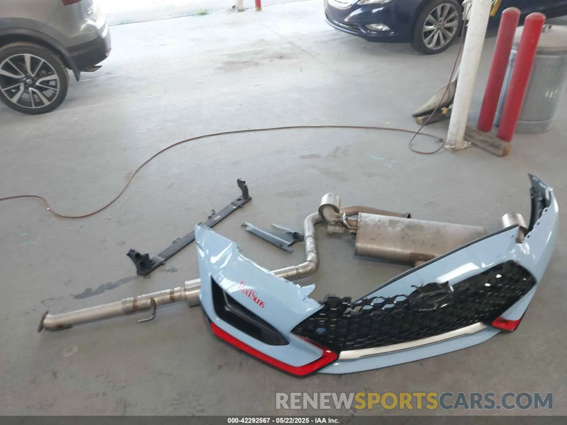 12 Photograph of a damaged car KMHT36AH1LU004224 HYUNDAI VELOSTER N 2020