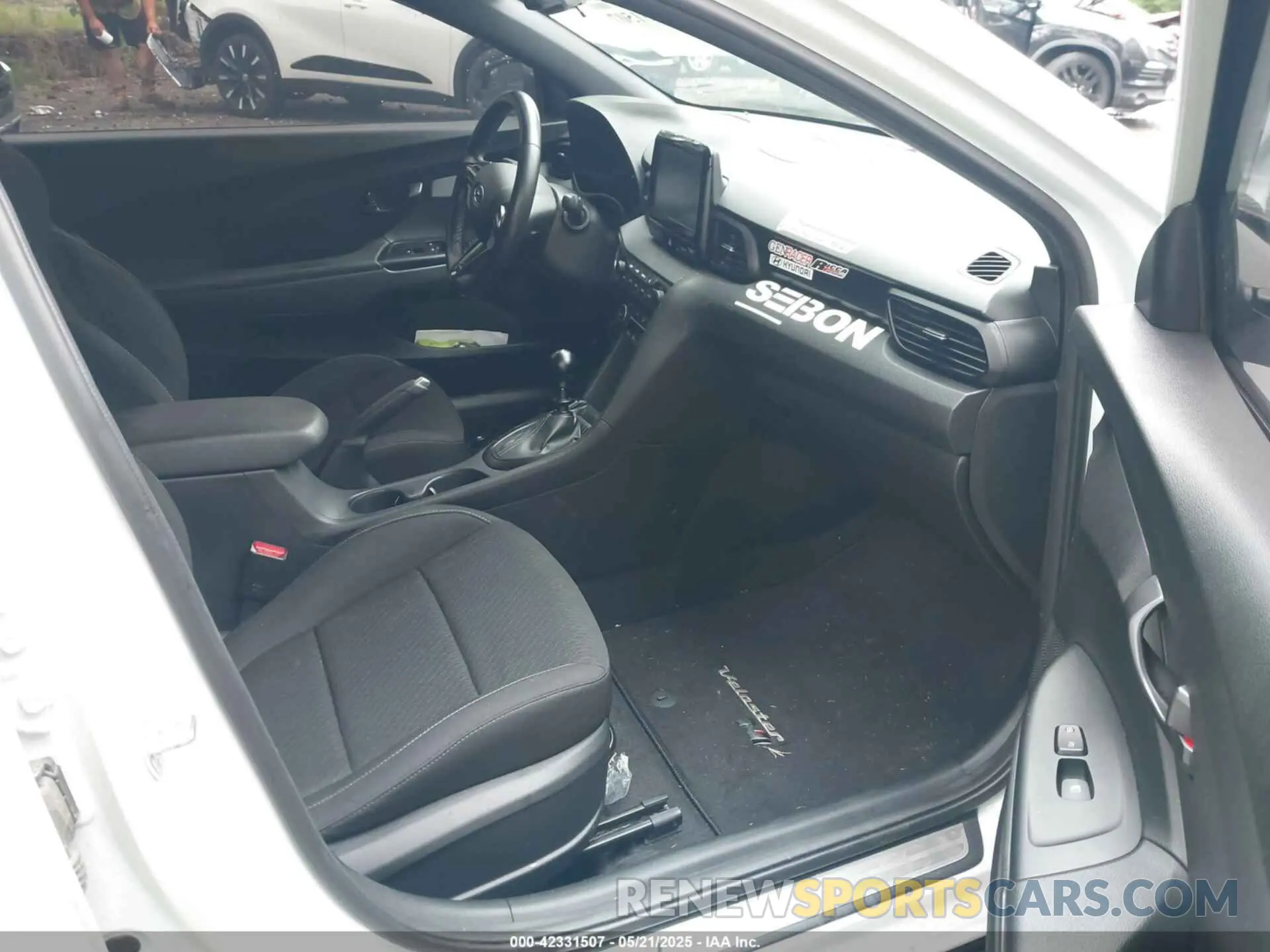 5 Photograph of a damaged car KMHT36AHXLU003718 HYUNDAI VELOSTER N 2020