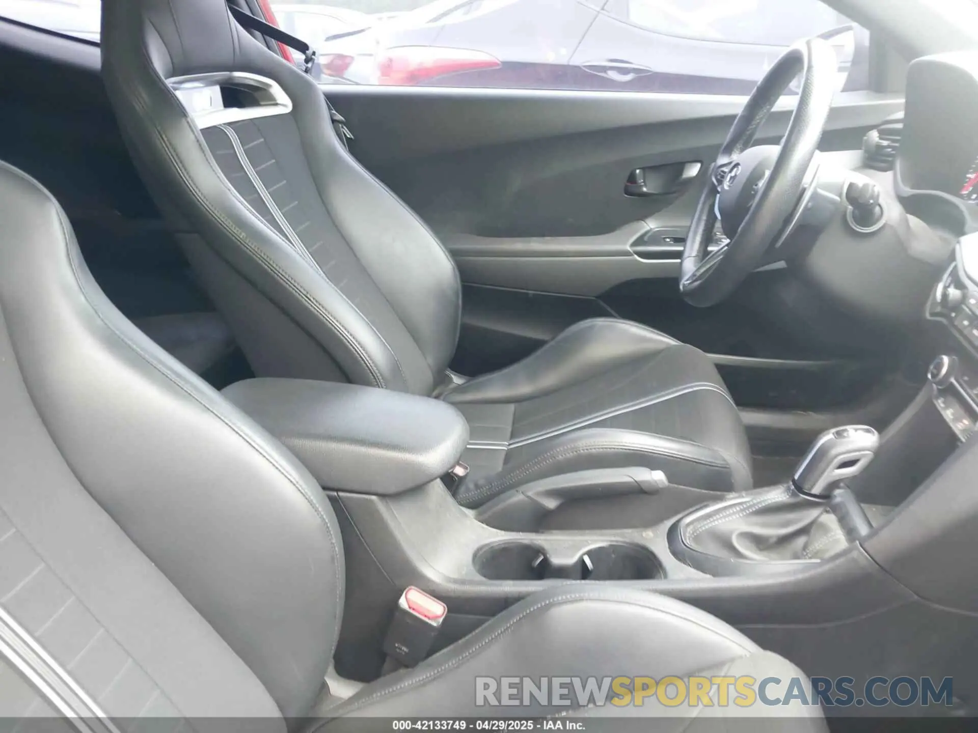 5 Photograph of a damaged car KMHT36AH3MU009992 HYUNDAI VELOSTER N 2021