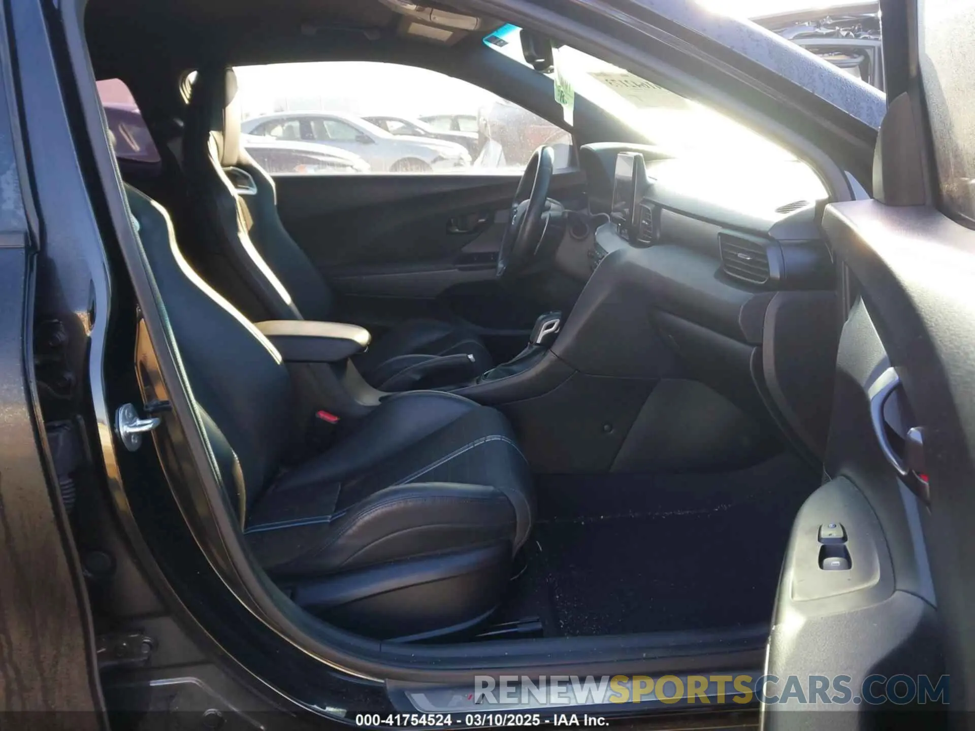 5 Photograph of a damaged car KMHT36AH3MU010222 HYUNDAI VELOSTER N 2021