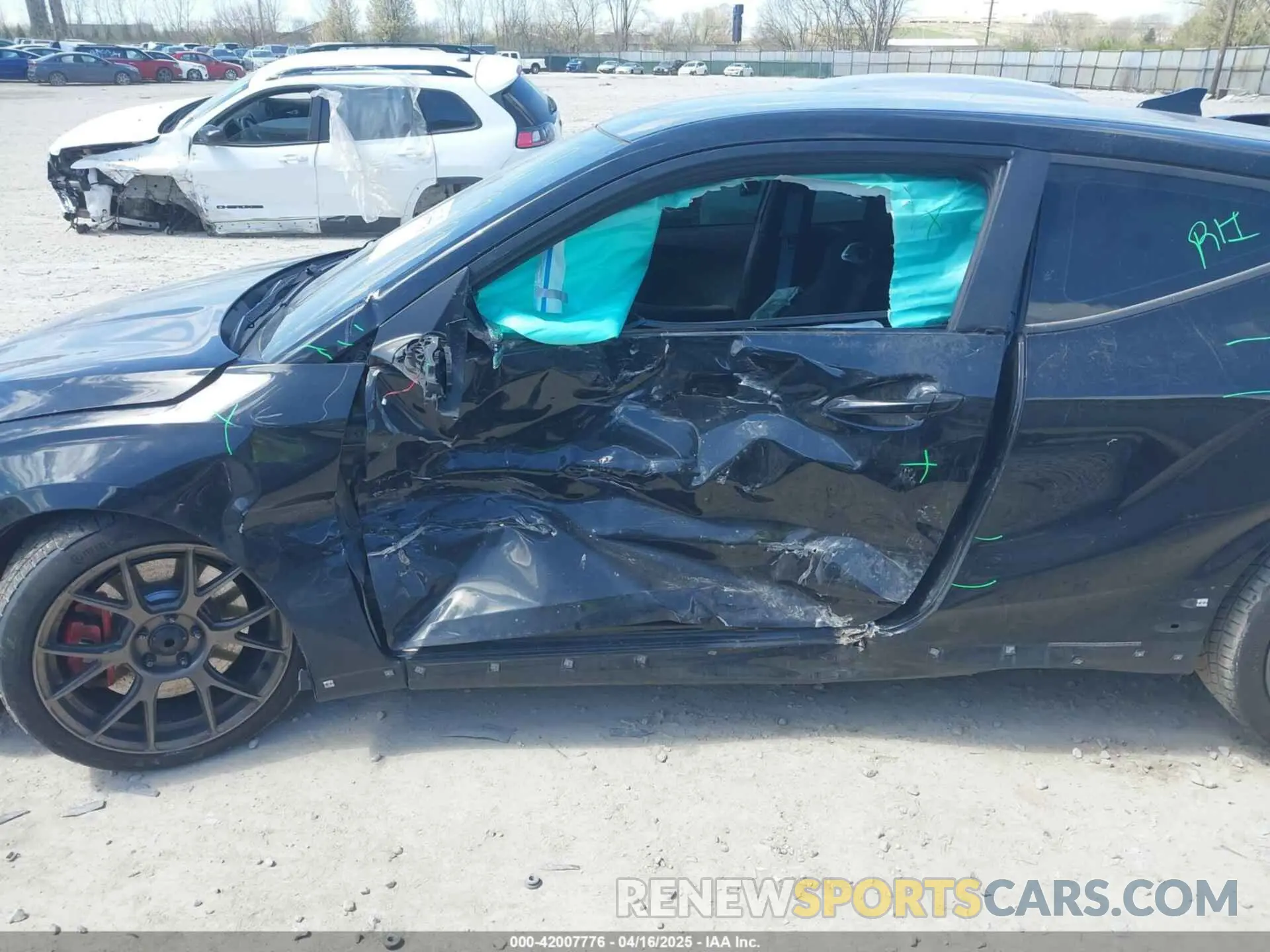 15 Photograph of a damaged car KMHT36AH1NU013671 HYUNDAI VELOSTER N 2022