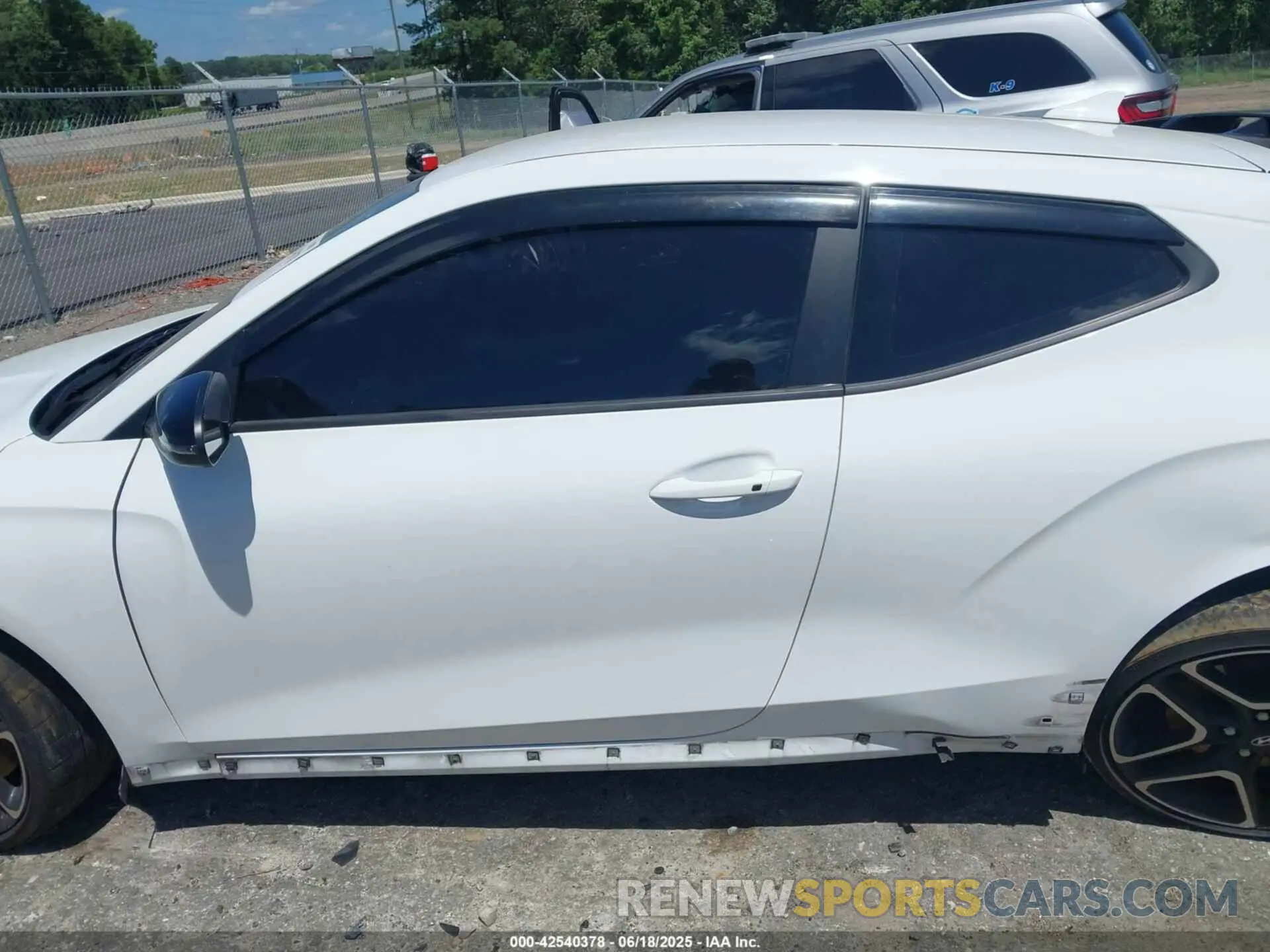 15 Photograph of a damaged car KMHT36AH3NU014434 HYUNDAI VELOSTER N 2022