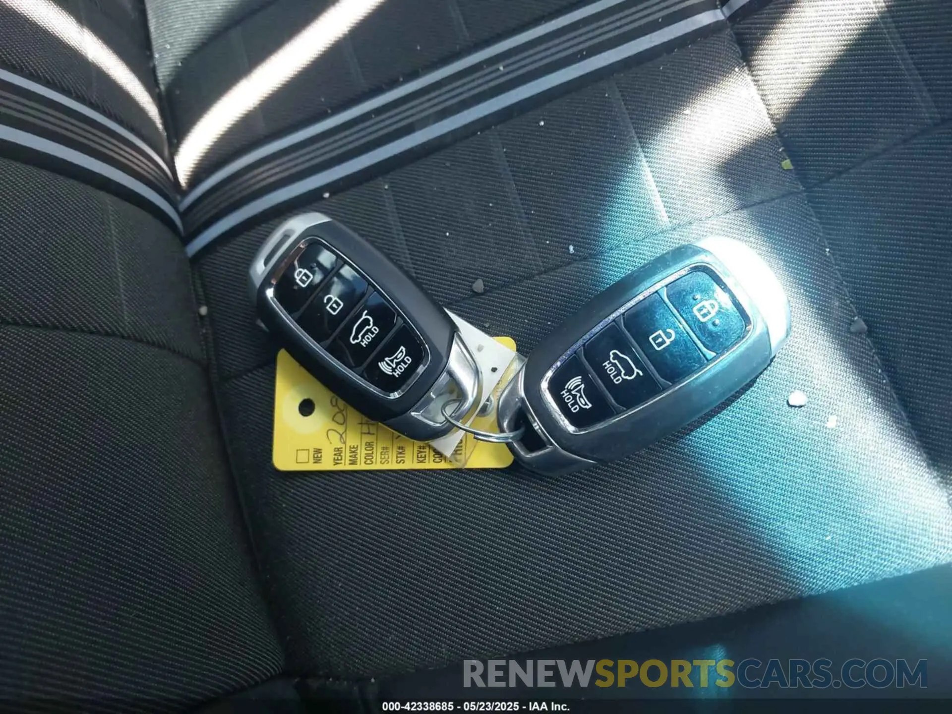 11 Photograph of a damaged car KMHT36AH6NU015285 HYUNDAI VELOSTER N 2022