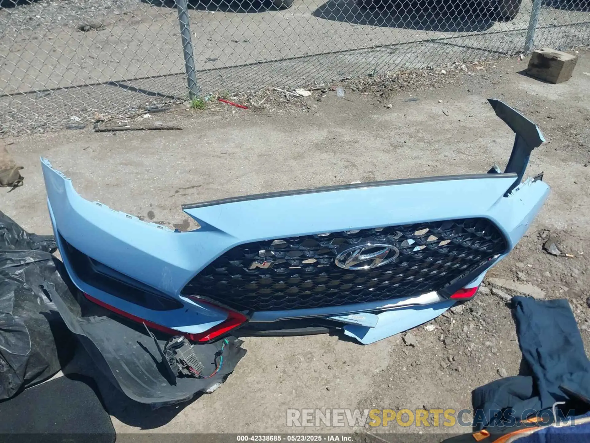12 Photograph of a damaged car KMHT36AH6NU015285 HYUNDAI VELOSTER N 2022