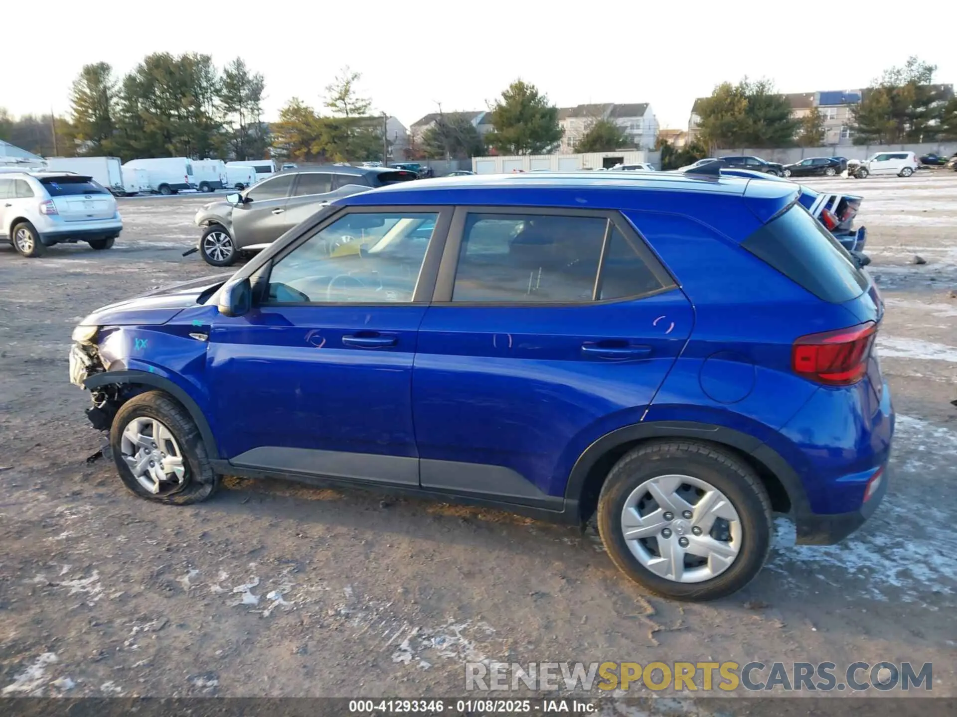 14 Photograph of a damaged car KMHRB8A30LU015163 HYUNDAI VENUE 2020