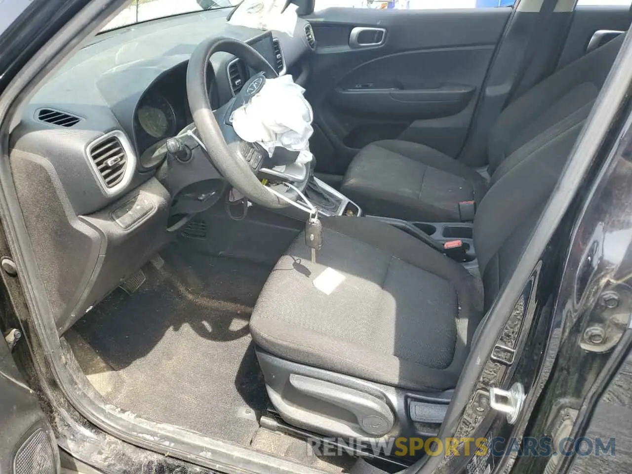 7 Photograph of a damaged car KMHRB8A33LU044799 HYUNDAI VENUE 2020