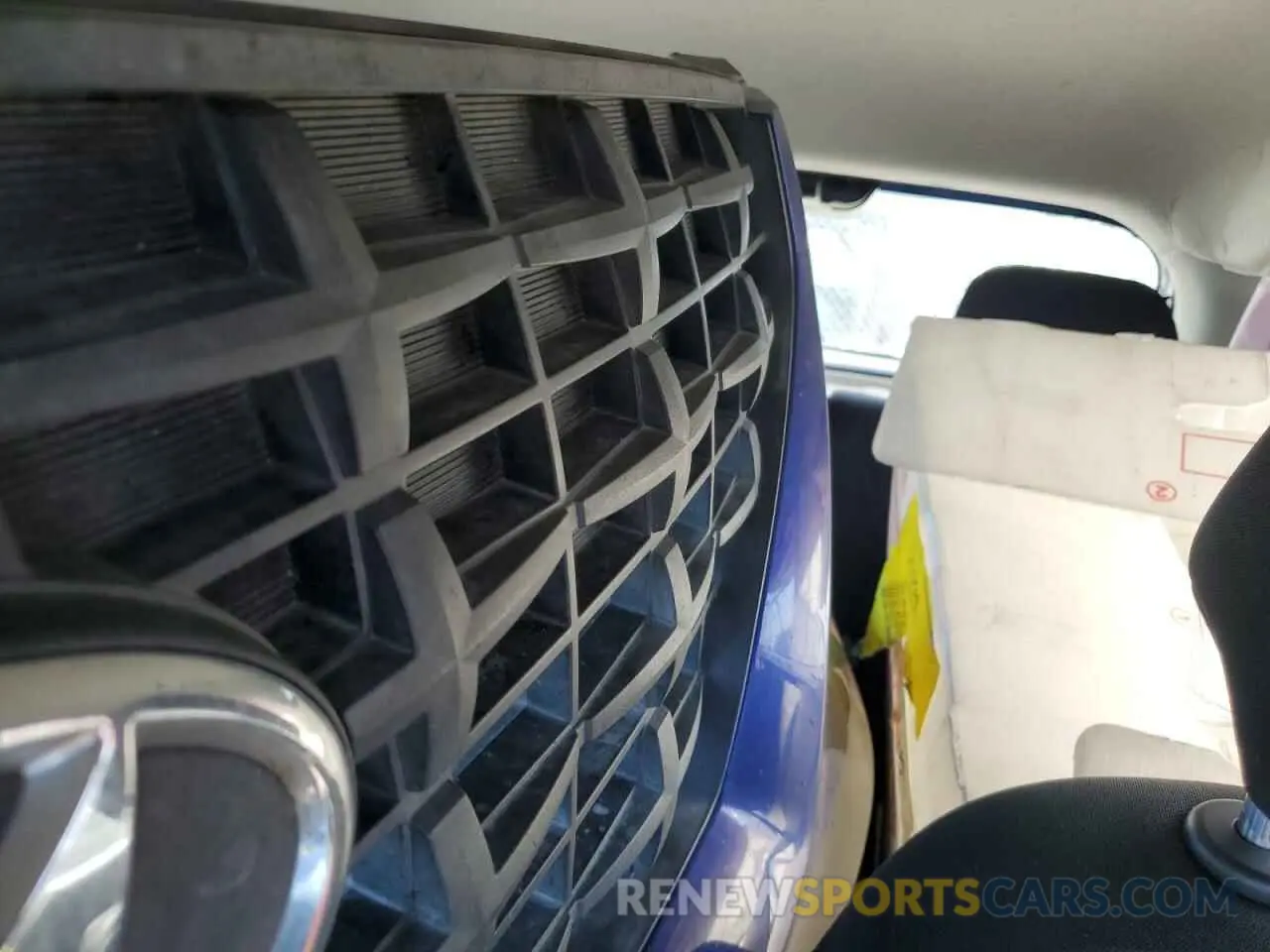 10 Photograph of a damaged car KMHRB8A34LU020169 HYUNDAI VENUE 2020