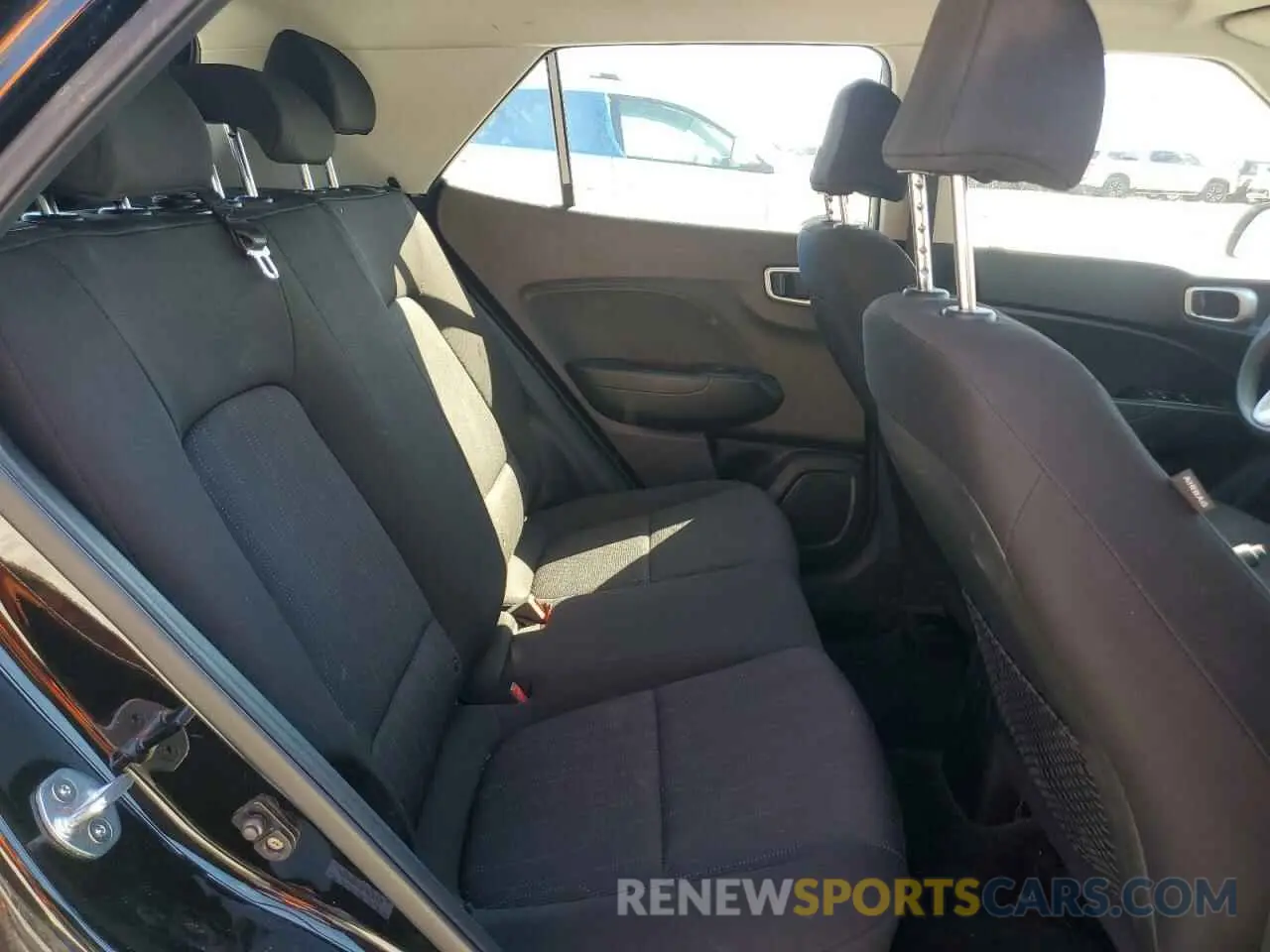 10 Photograph of a damaged car KMHRB8A35LU037661 HYUNDAI VENUE 2020