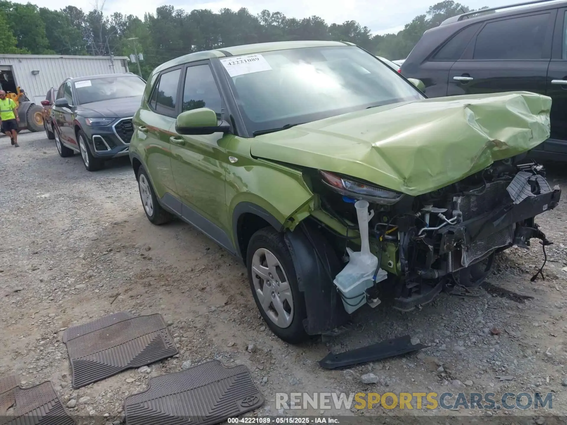 1 Photograph of a damaged car KMHRB8A35LU039345 HYUNDAI VENUE 2020