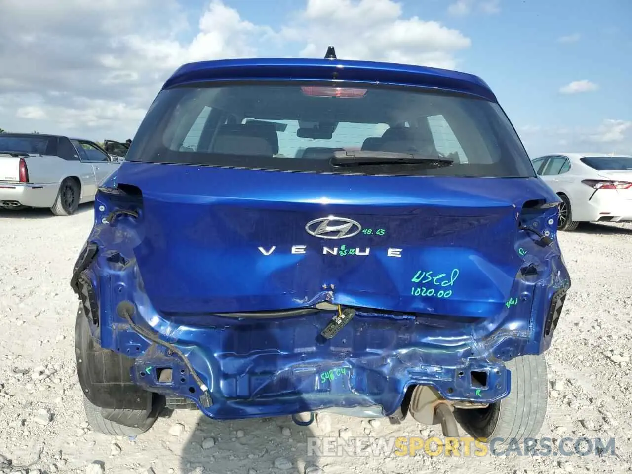 6 Photograph of a damaged car KMHRB8A36LU020951 HYUNDAI VENUE 2020