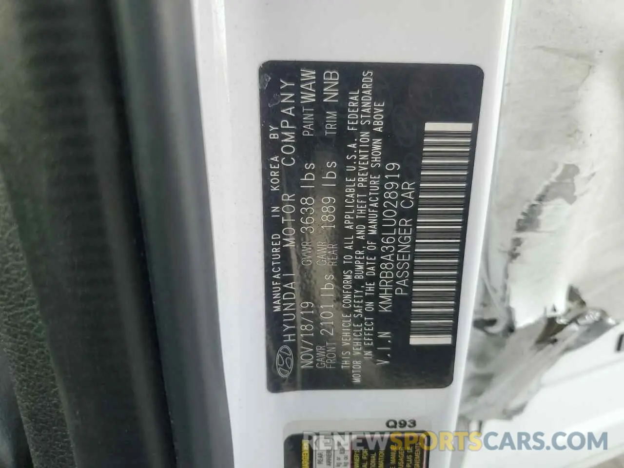 13 Photograph of a damaged car KMHRB8A36LU028919 HYUNDAI VENUE 2020