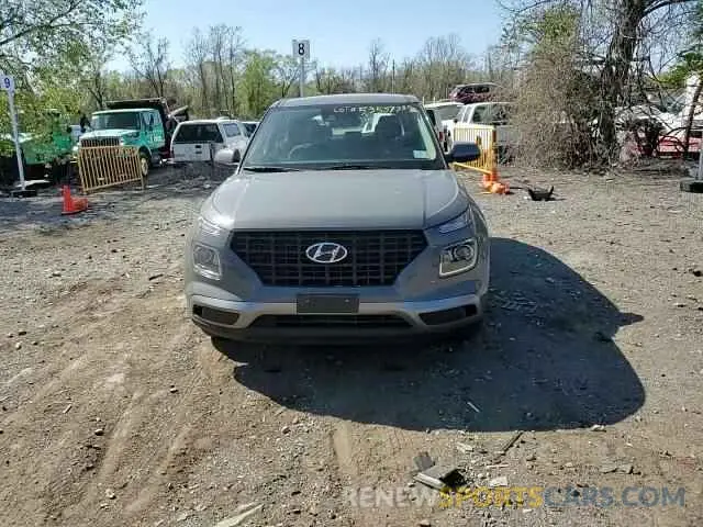 11 Photograph of a damaged car KMHRB8A37LU032591 HYUNDAI VENUE 2020