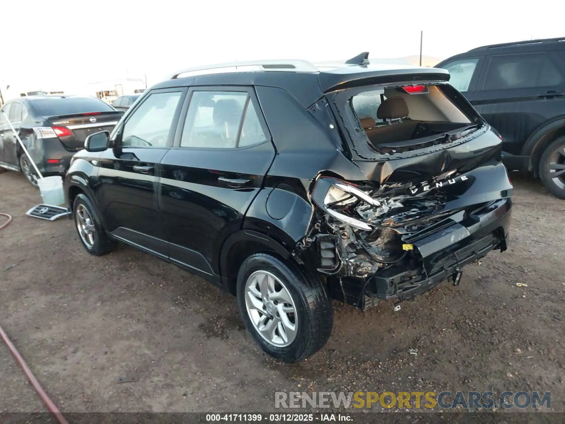 3 Photograph of a damaged car KMHRC8A31LU018571 HYUNDAI VENUE 2020