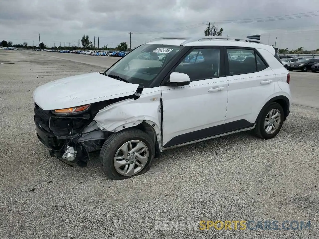 1 Photograph of a damaged car KMHRC8A31LU033023 HYUNDAI VENUE 2020