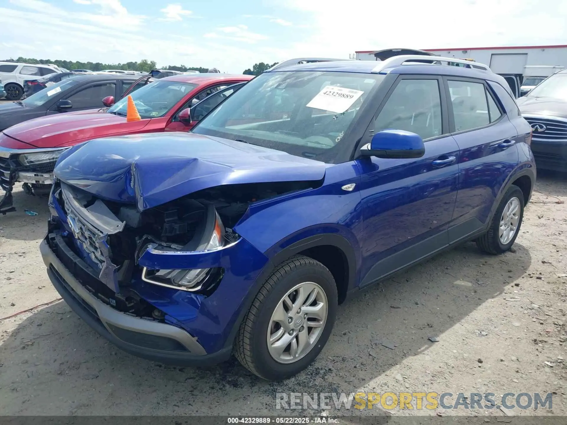 2 Photograph of a damaged car KMHRC8A34LU036434 HYUNDAI VENUE 2020