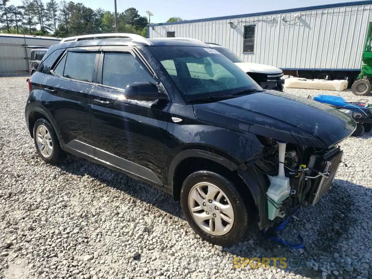 4 Photograph of a damaged car KMHRC8A34LU037938 HYUNDAI VENUE 2020