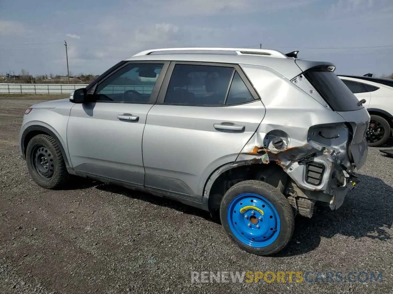 2 Photograph of a damaged car KMHRC8A34LU041049 HYUNDAI VENUE 2020
