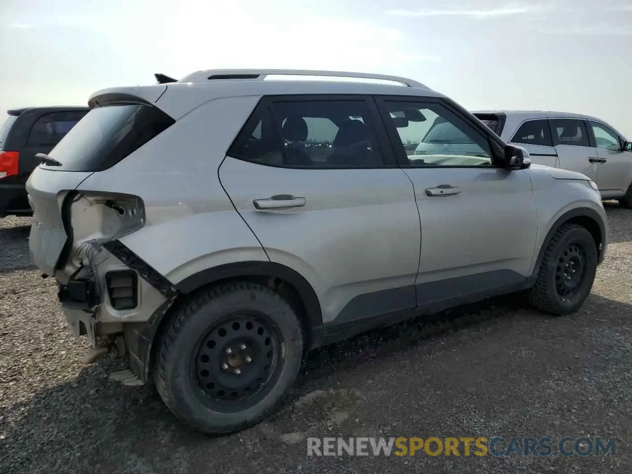 3 Photograph of a damaged car KMHRC8A34LU041049 HYUNDAI VENUE 2020