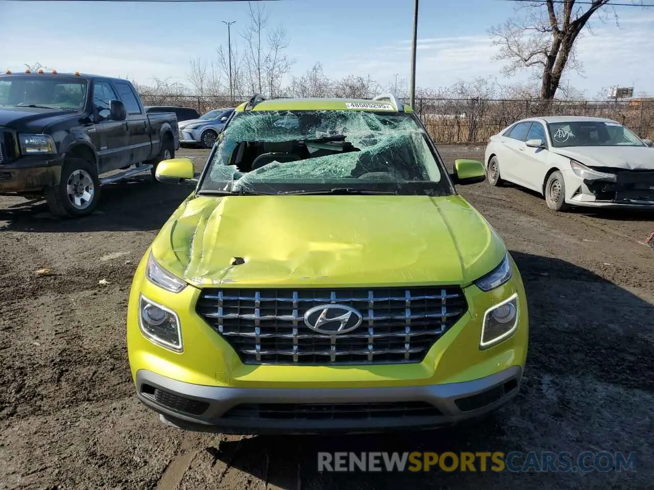 5 Photograph of a damaged car KMHRC8A36LU040579 HYUNDAI VENUE 2020