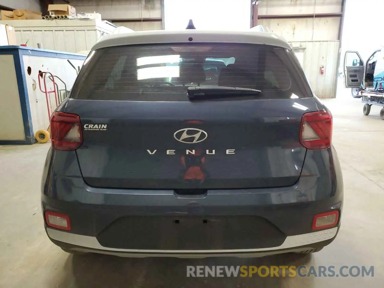 6 Photograph of a damaged car KMHRC8A38LU022777 HYUNDAI VENUE 2020